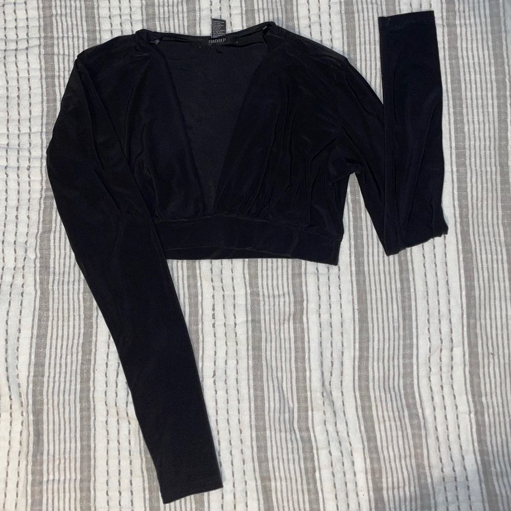 Deep V Long Sleeve Crop